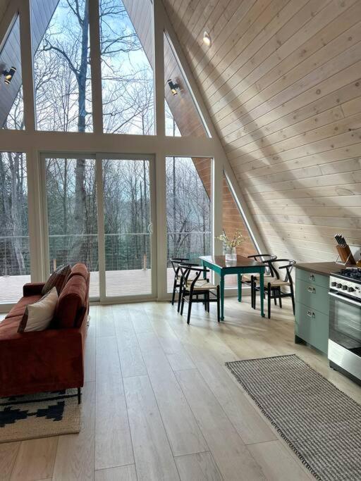 Fox Ridge-Black Alder Lodging Logan Dış mekan fotoğraf